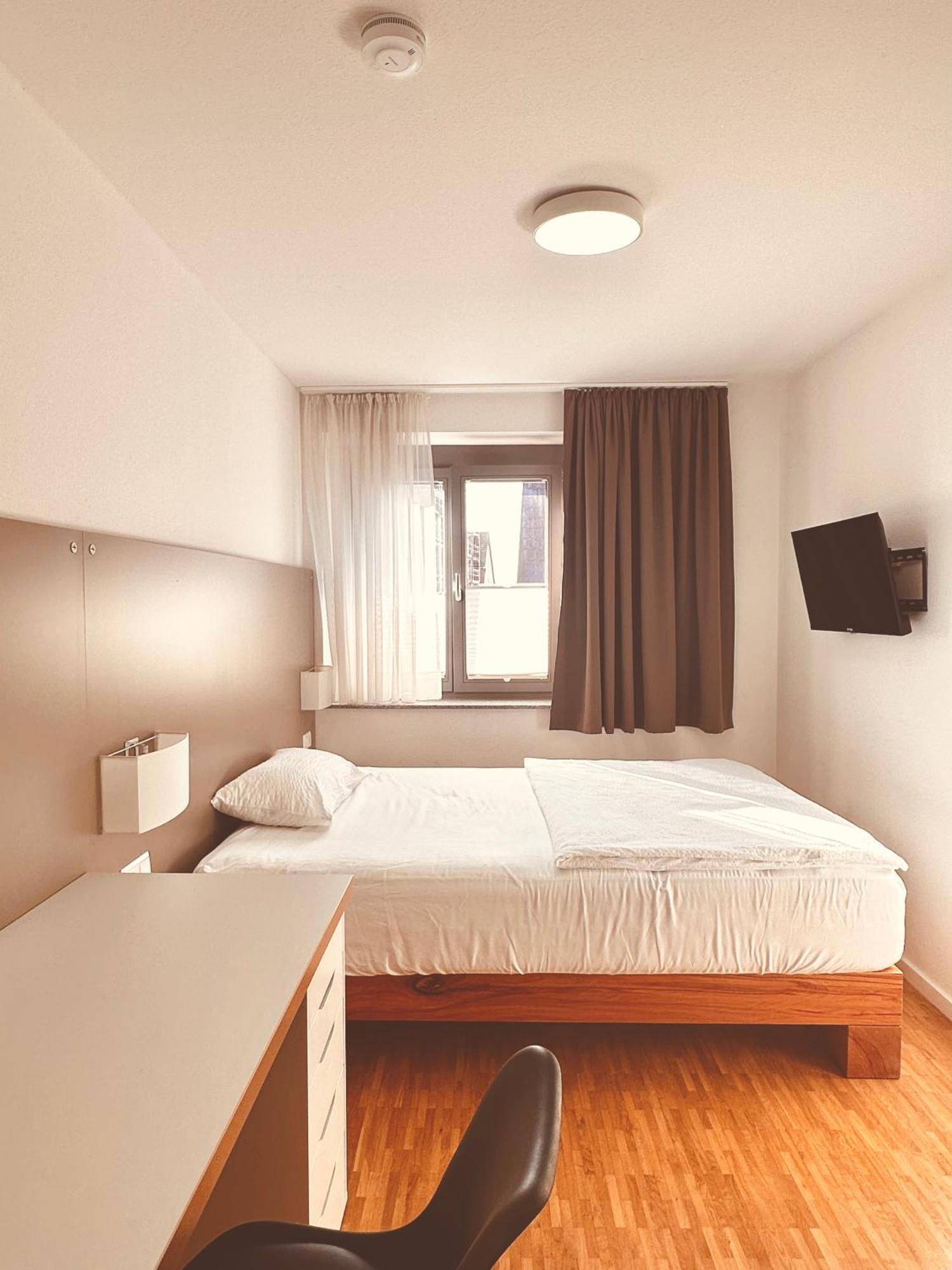 Stadthaus Neckarsulm Serviced Apartments - Stadthaus Schrade Habitación foto
