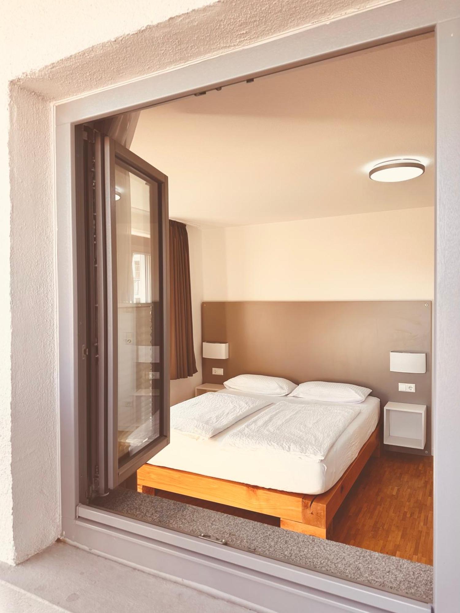 Stadthaus Neckarsulm Serviced Apartments - Stadthaus Schrade Habitación foto